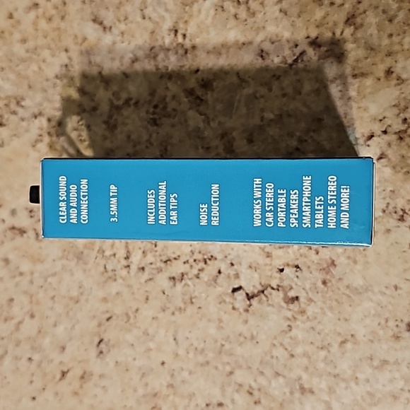 New Ear buds - Picture 4 of 4